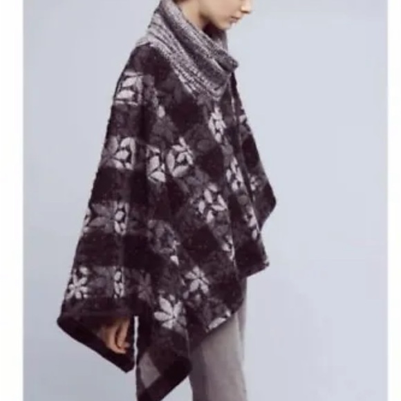 Anthologies wool cowl neck reversible poncho - Picture 6 of 6